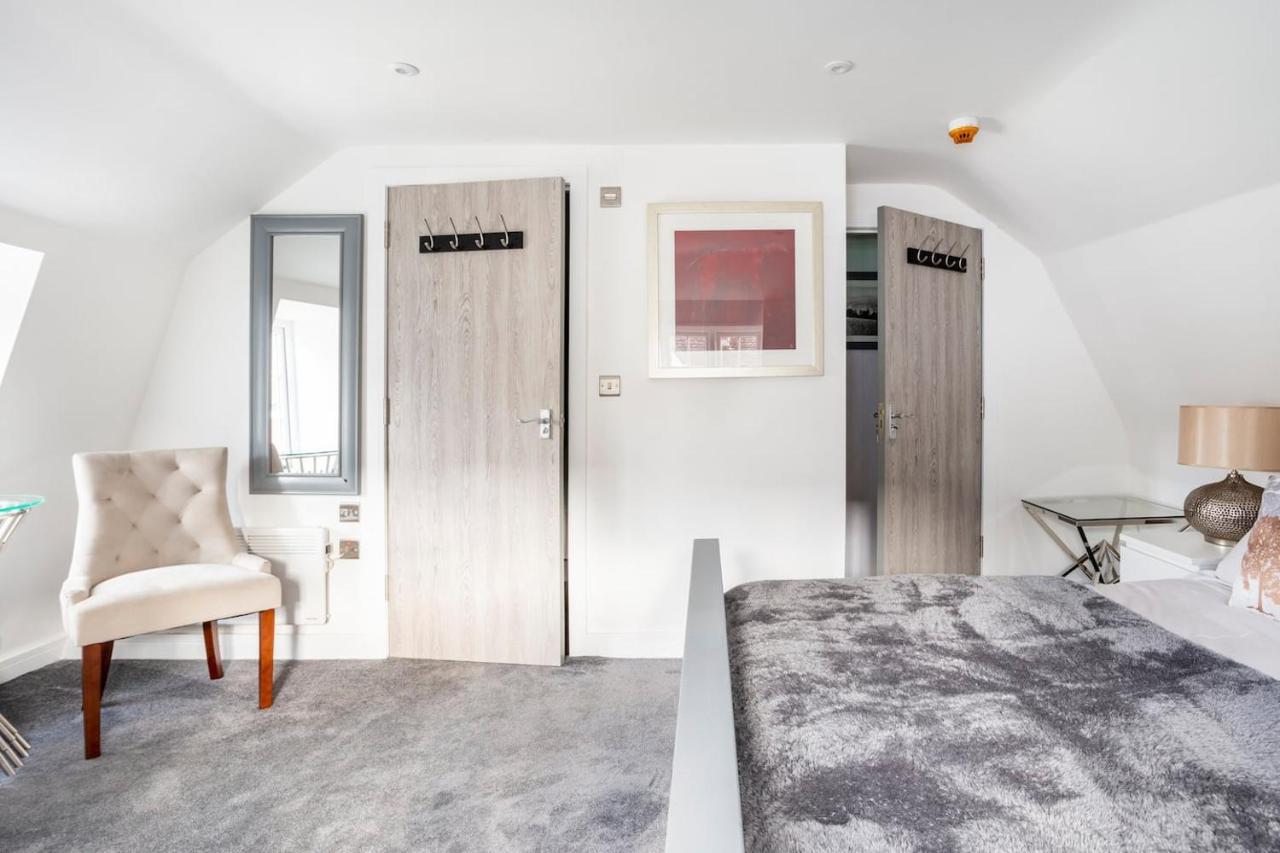 The Secret, Stylish & Spacious En Suite In Blandford Forum, Dorset Exterior photo