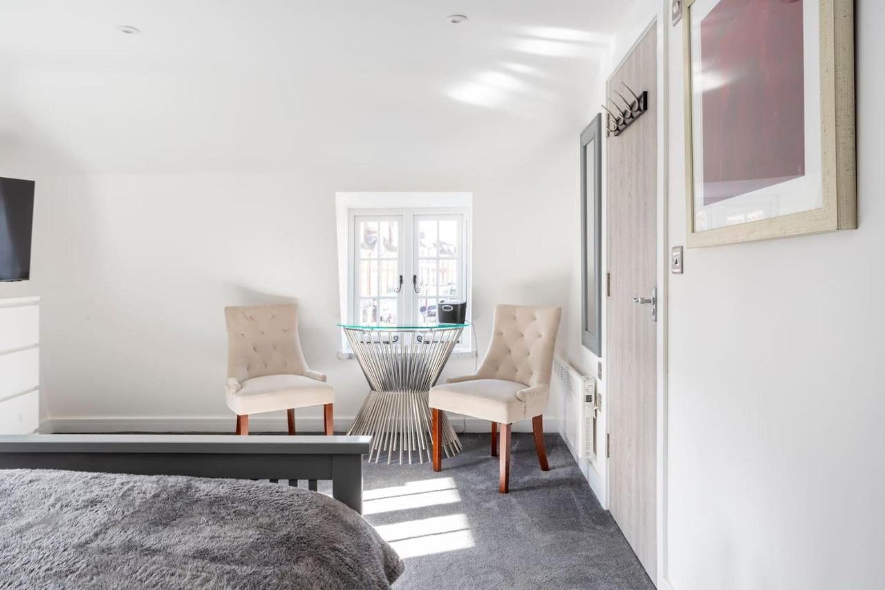 The Secret, Stylish & Spacious En Suite In Blandford Forum, Dorset Exterior photo